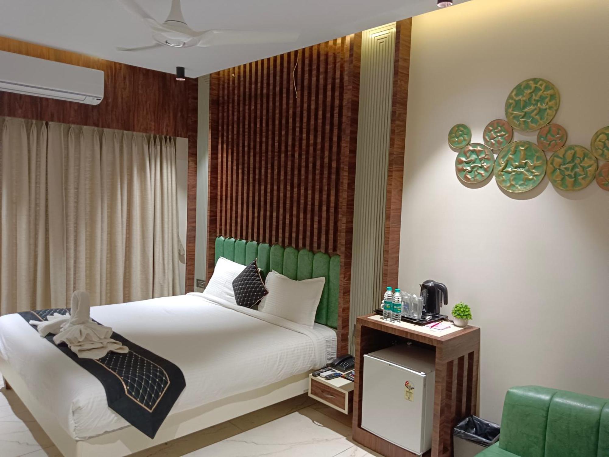 Hotel Florence نانديد المظهر الخارجي الصورة